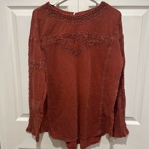 NWOT FREE PEOPLE BOY MEETS GIRL LONG SLEEVE CROCHET DETAIL TOP